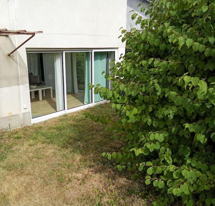 Charmant Loft Avec Jardin Pres Du Centre Ville Amboise Exterior photo